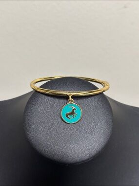 Rare Kate spade She’s One Smart Cookie Charm Bangle Latch Bracelet Capricorn